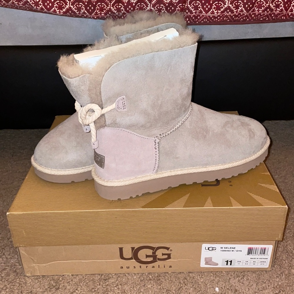 UGG W SELENE
